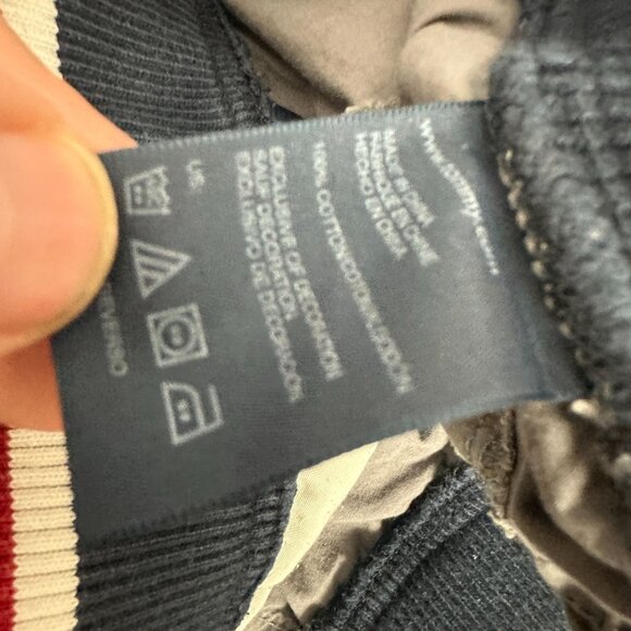 Tommy Hilfiger Boys XL Gray Cargo Shorts W/ Striped Elastic Waistband - Picture 4 of 5